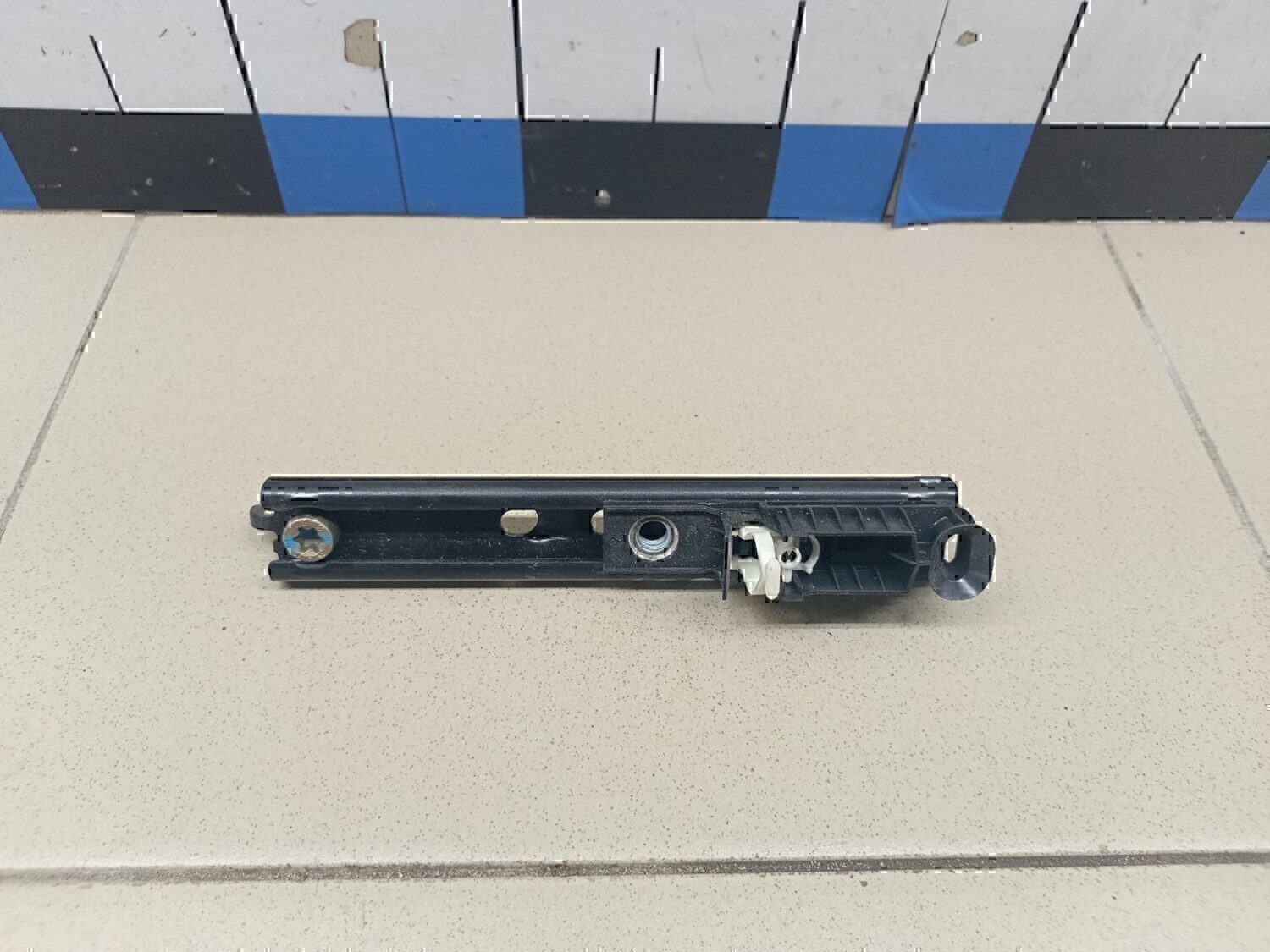 Механизм регулировки ремня безопасности FORD Fusion 2002-2012