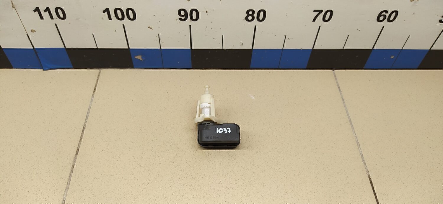 Моторчик корректора фары GEELY Atlas 2017>