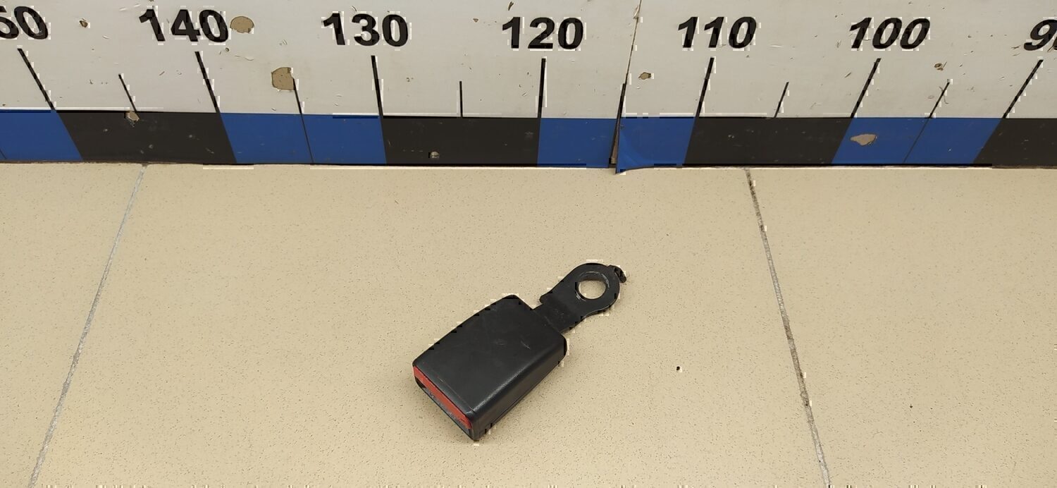 Ответная часть ремня безопасности NISSAN Almera (G15) 2013>