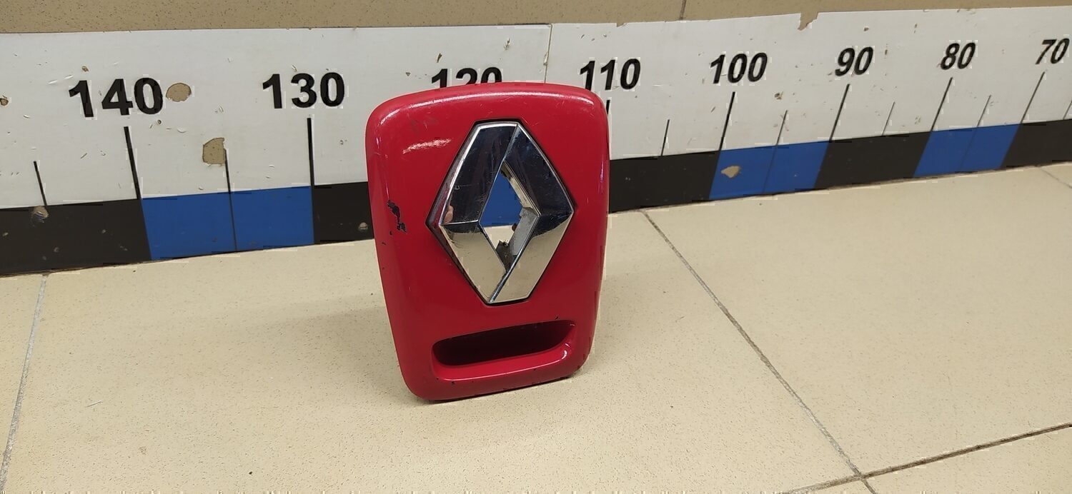 Эмблема на крышку багажника RENAULT Clio/Symbol 1998-2008