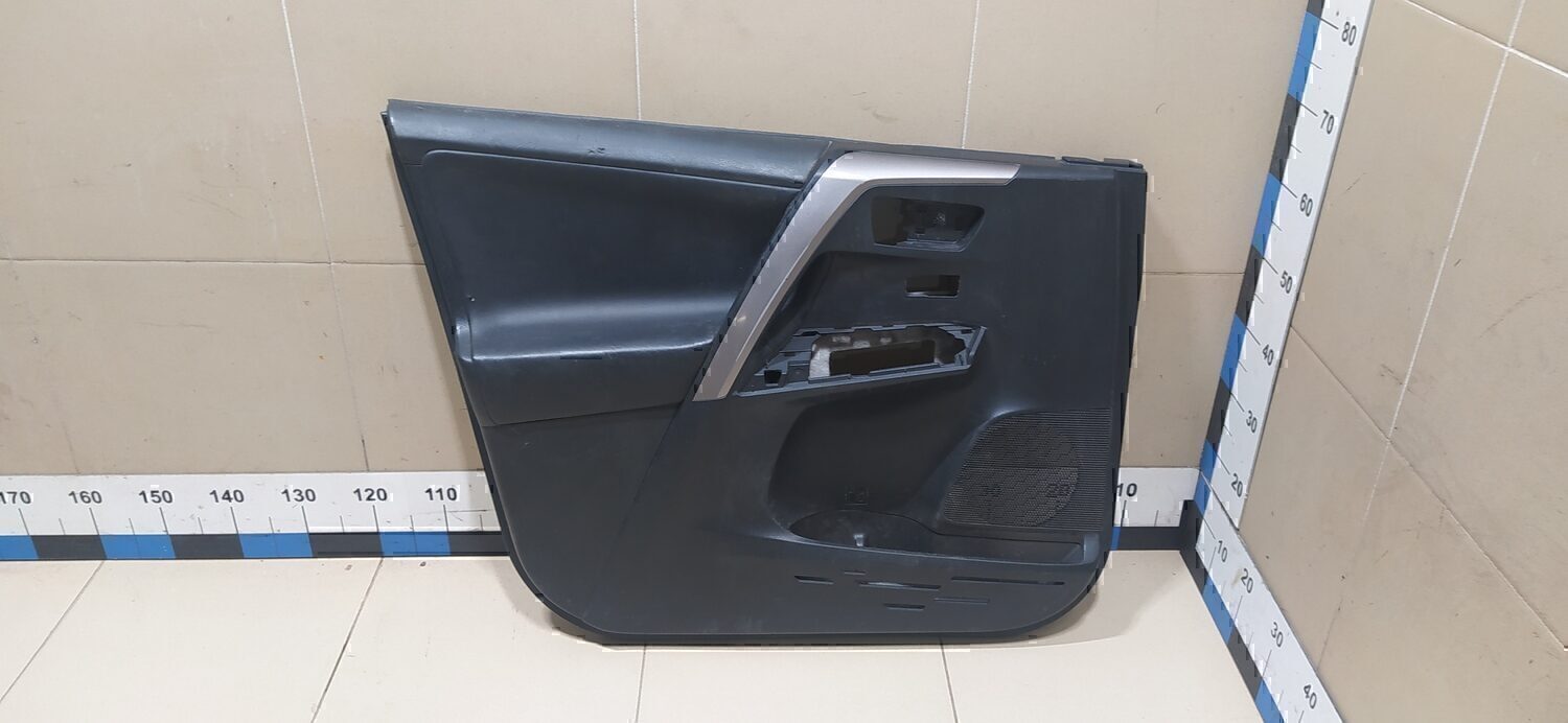 Обшивка двери передней левой TOYOTA RAV 4 2013-2019