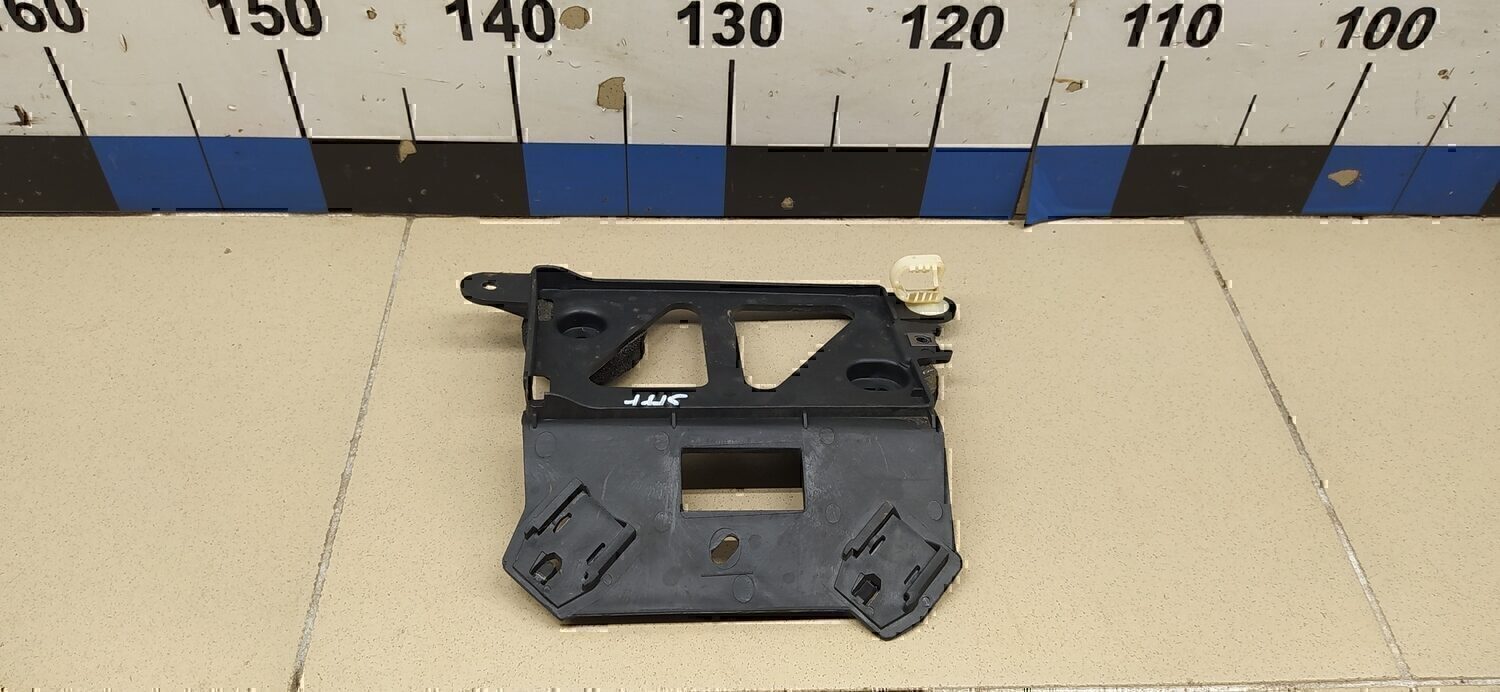 Кронштейн (сопут. товар) RENAULT Duster 2012>