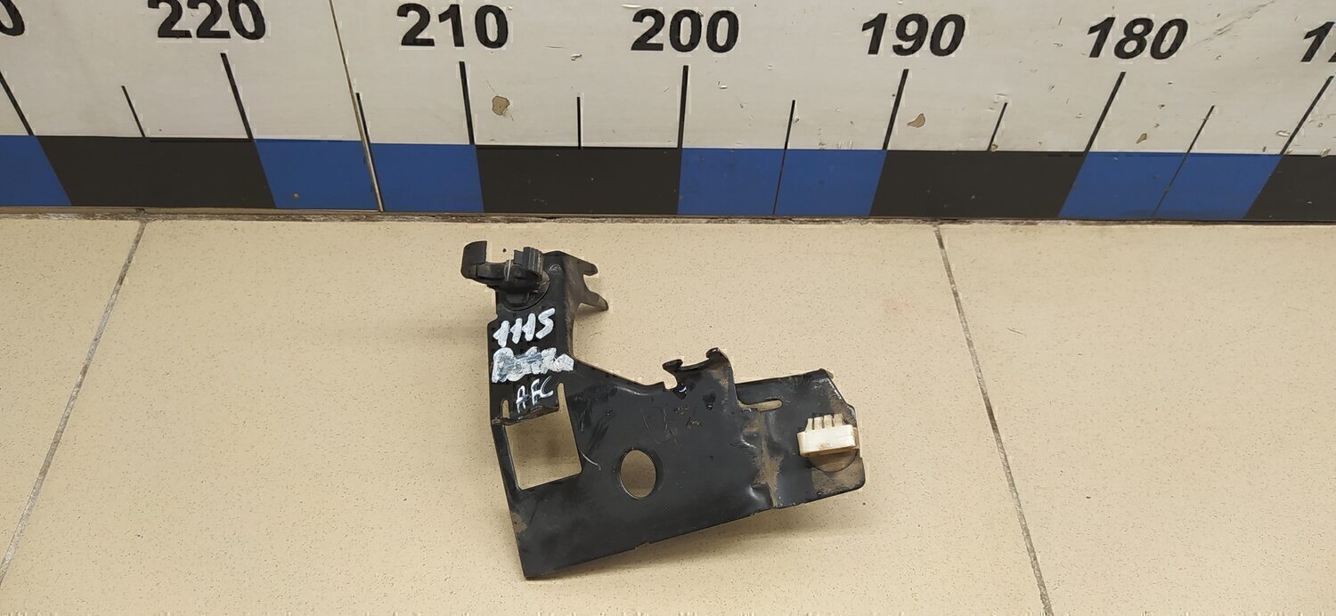 Кронштейн блока ABS (насос) NISSAN Almera (G15) 2013>