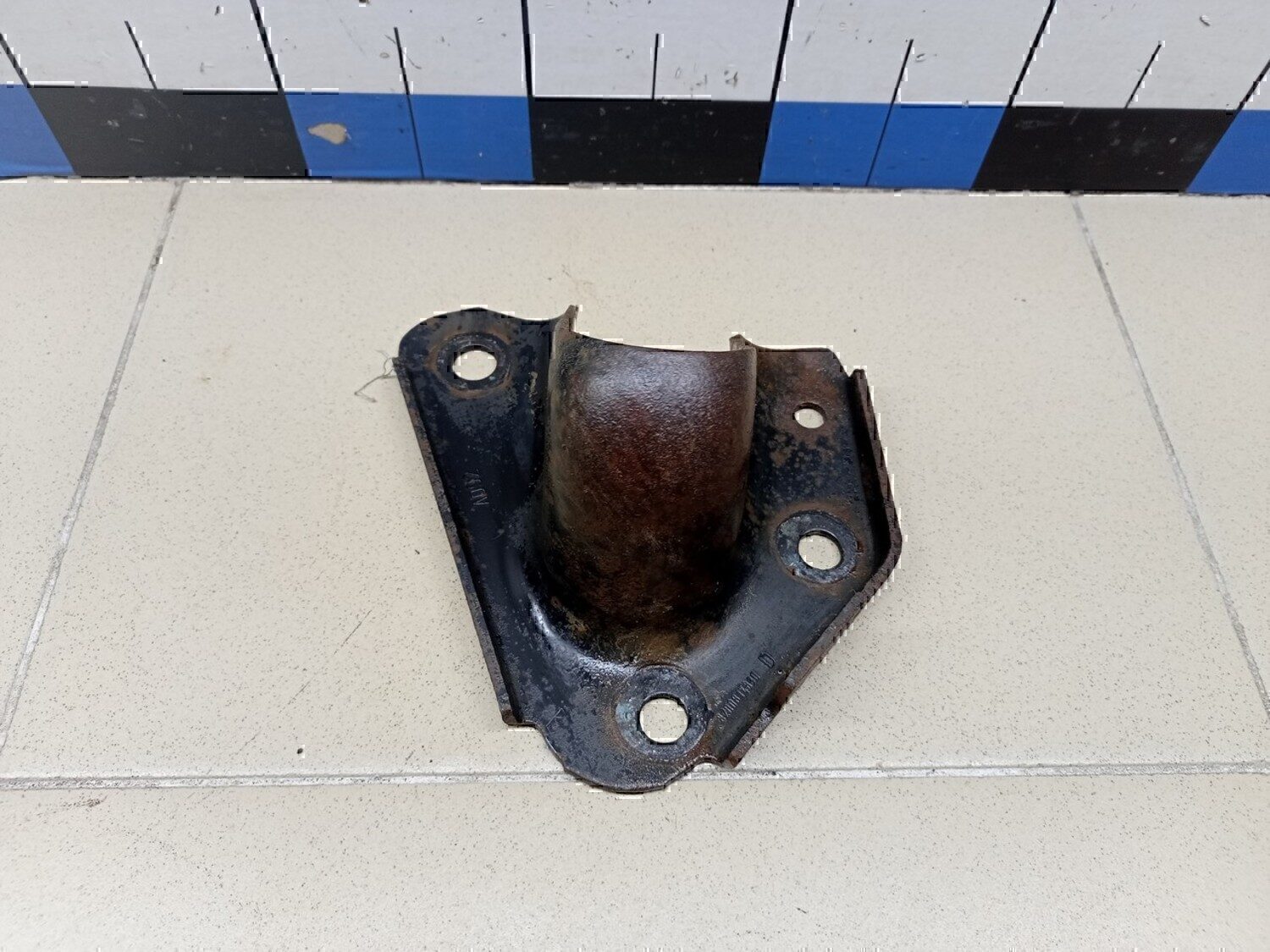 Кронштейн (п.з.к.) NISSAN Duster 2012>