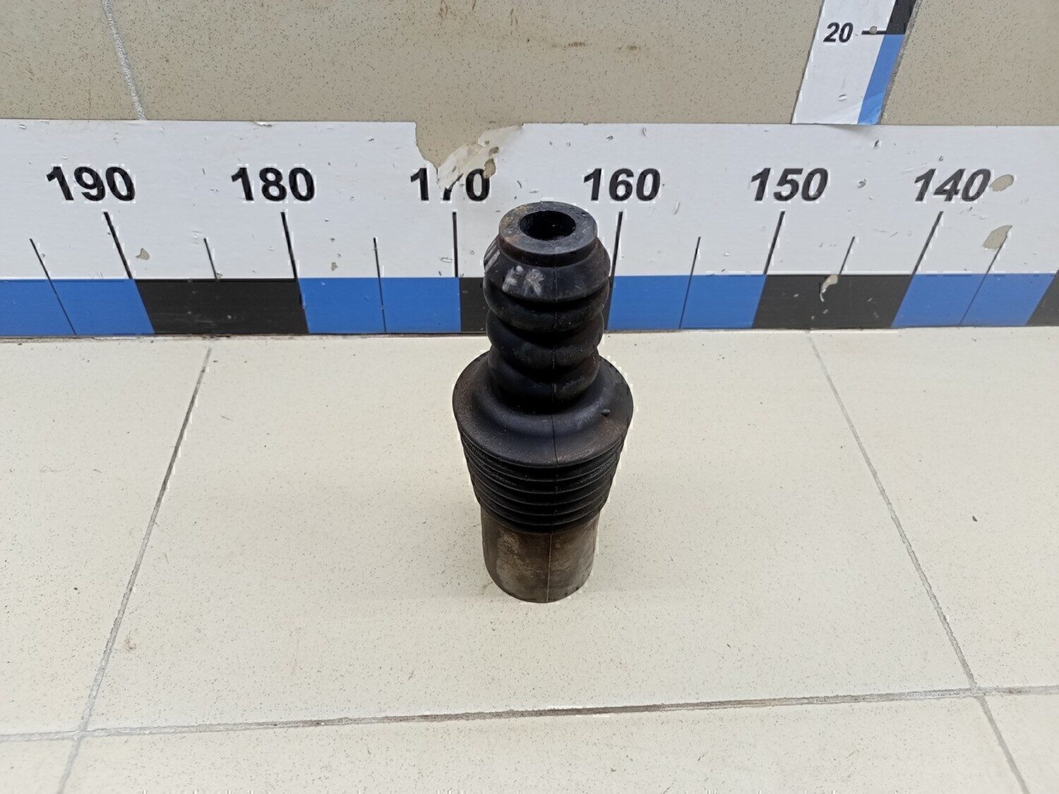 Пыльник переднего амортизатора RENAULT Duster 2012>