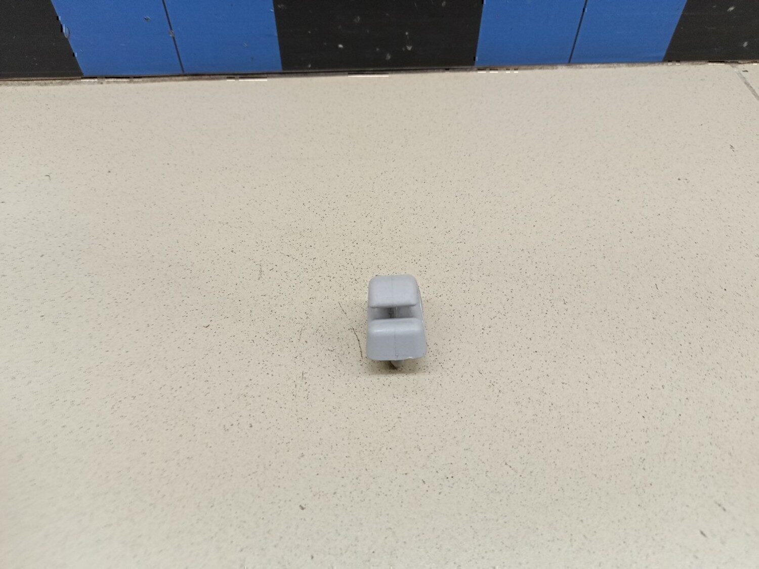 Крючок солнцезащитного козырька DAEWOO Matiz 2001-2015