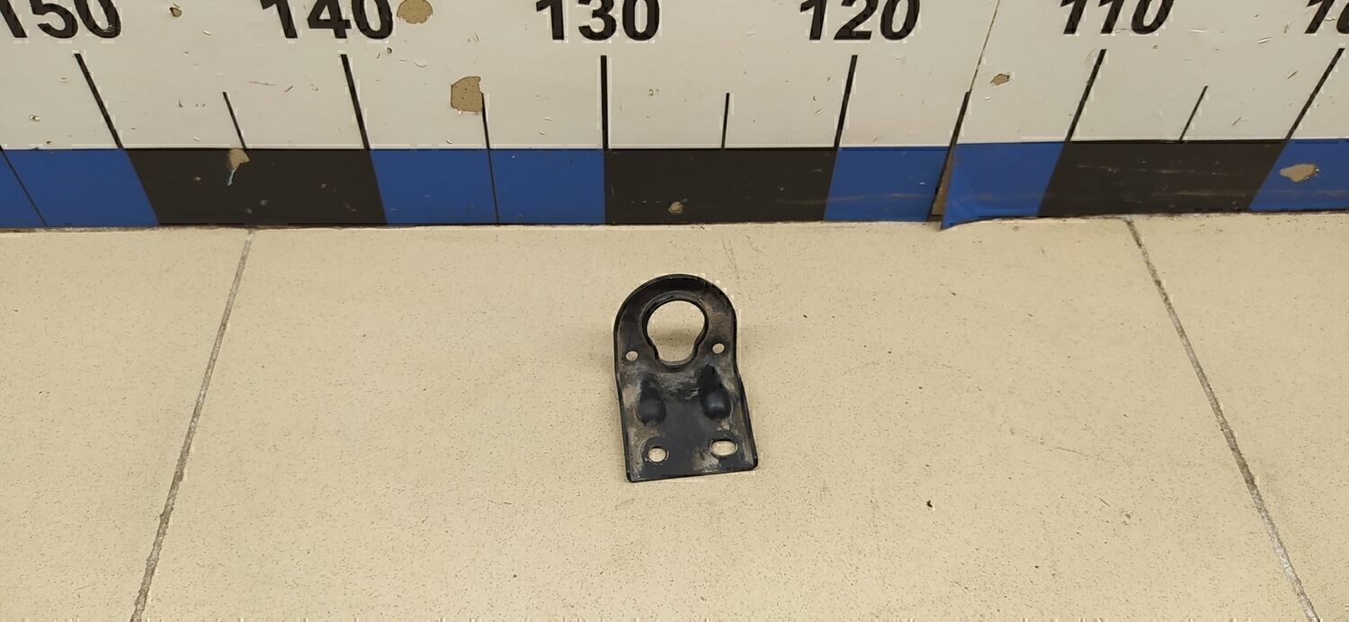 Кронштейн радиатора HYUNDAI Solaris 2010-2017