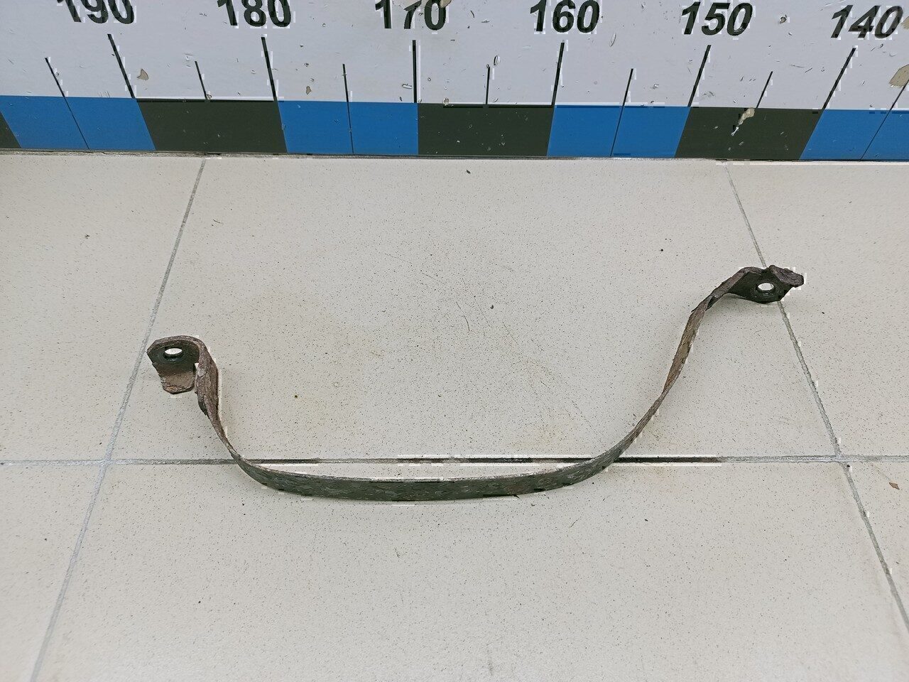 Лента крепления бензобака NISSAN Juke (F15) 2011>