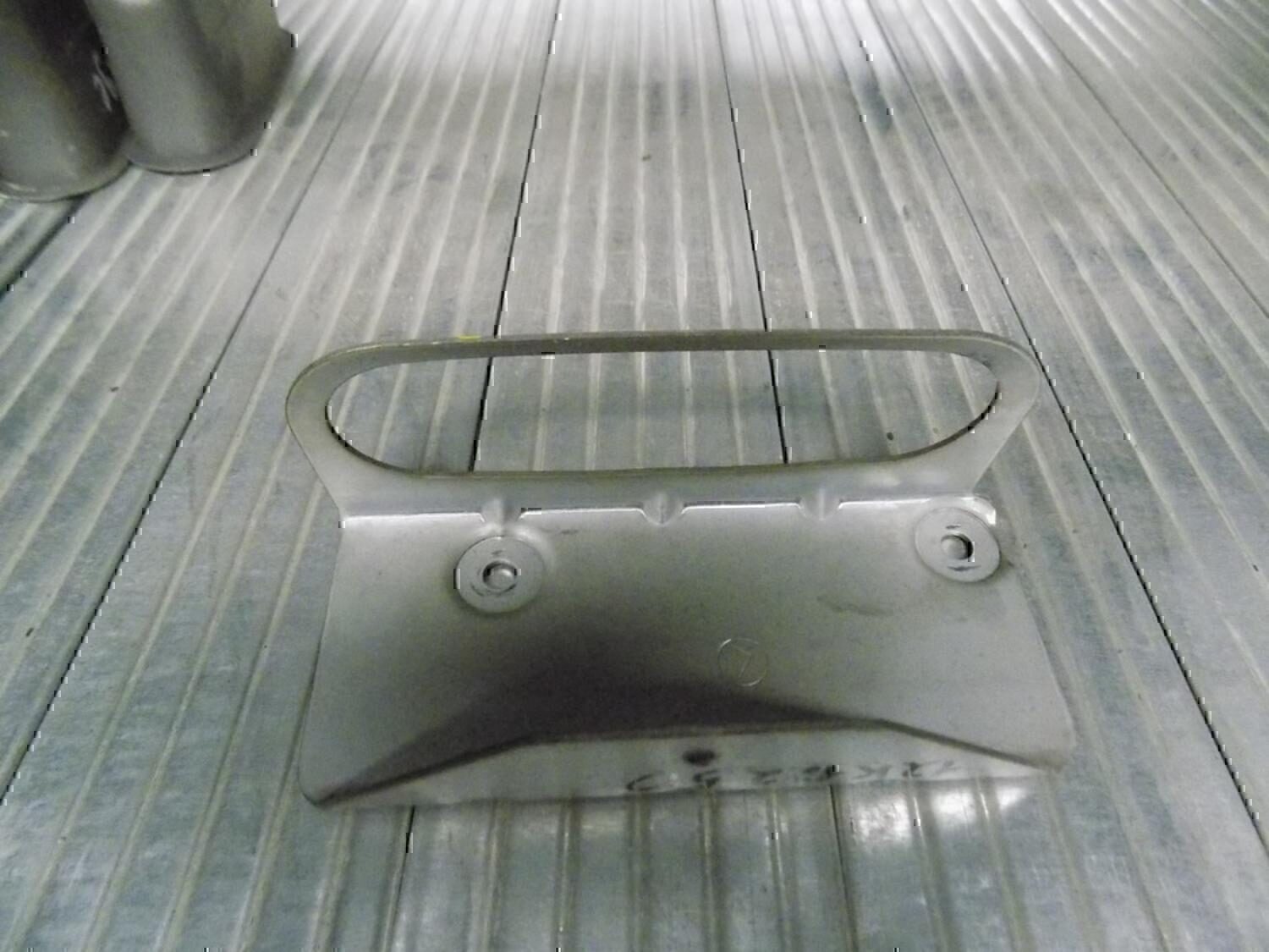 Кронштейн ручки KIA Sportage 1994-2004