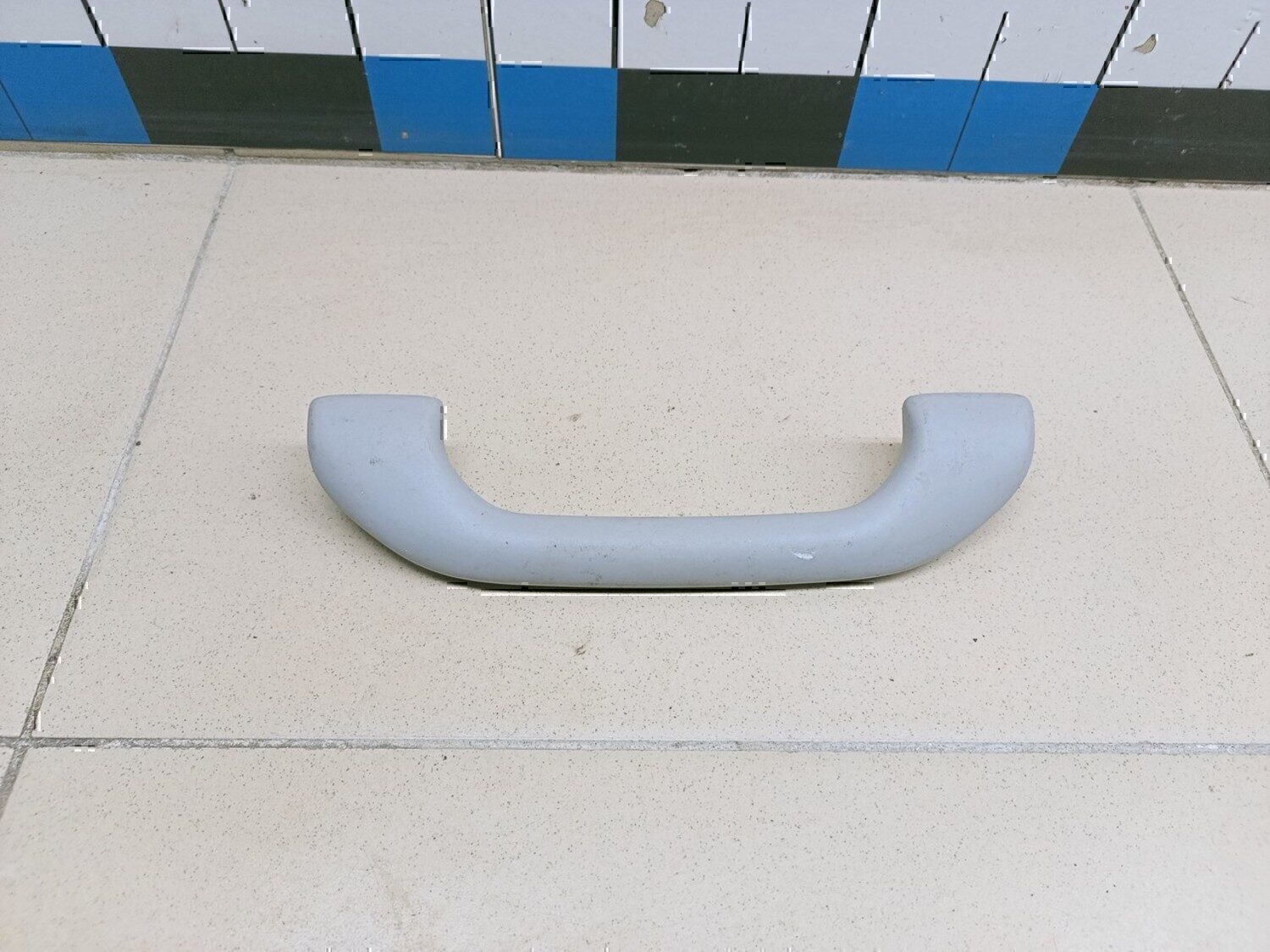 Ручка внутренняя потолочная MITSUBISHI Lancer (CS/Classic) 2003-2006