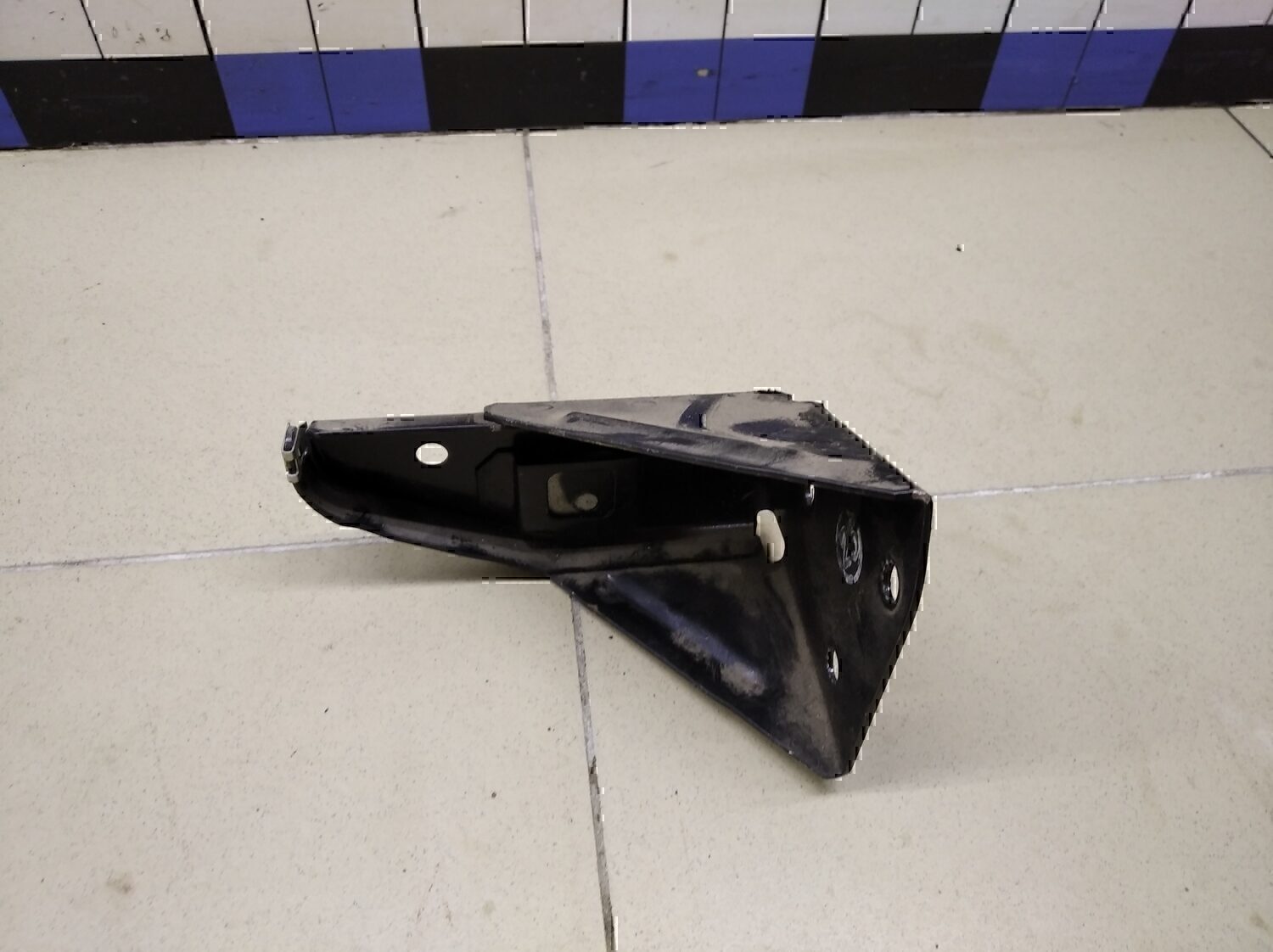 Кронштейн (сопут. товар) VAZ Chevrolet NIVA