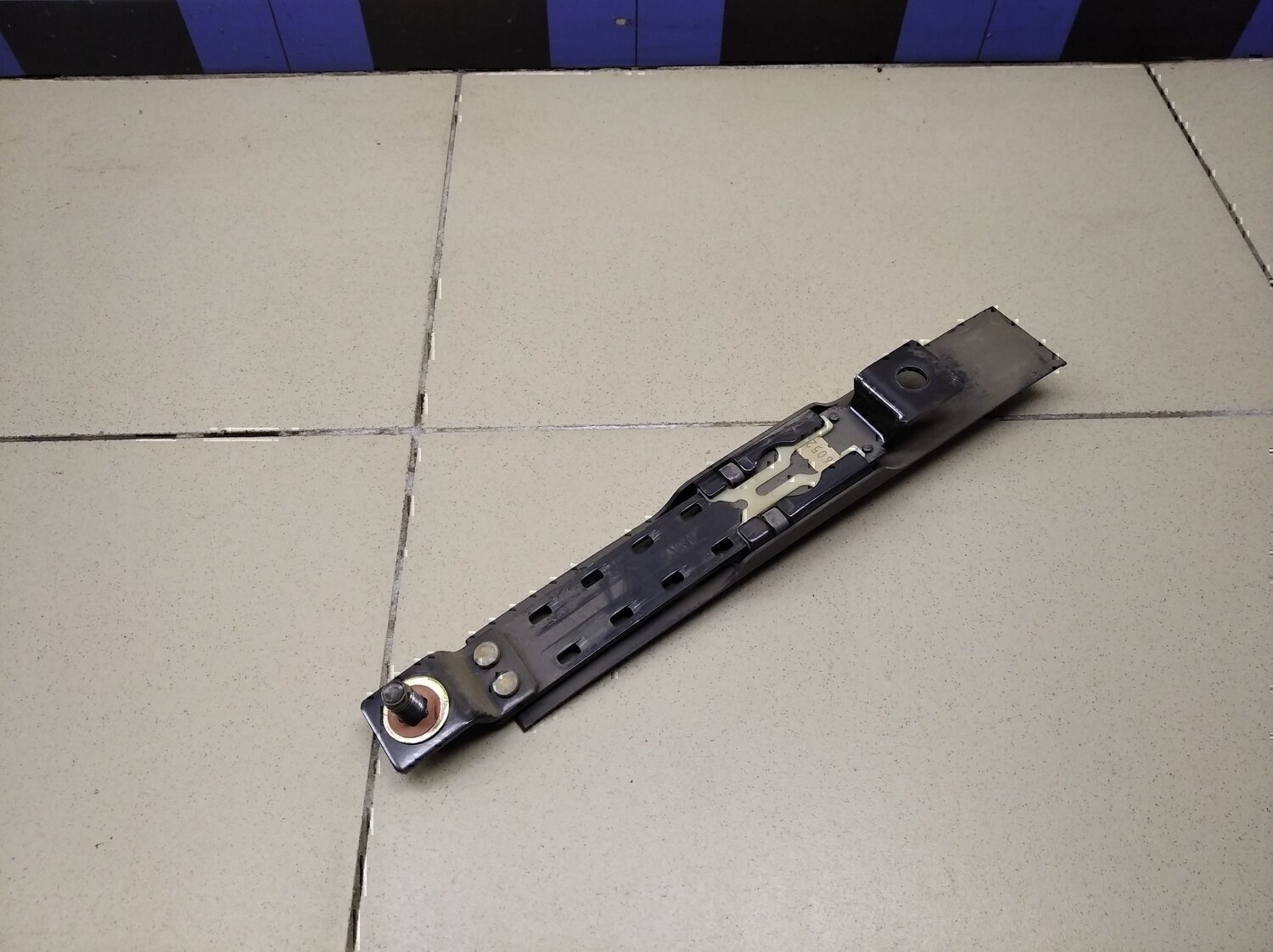 Механизм регулировки ремня безопасности SSANG YONG Rexton I 2001-2007