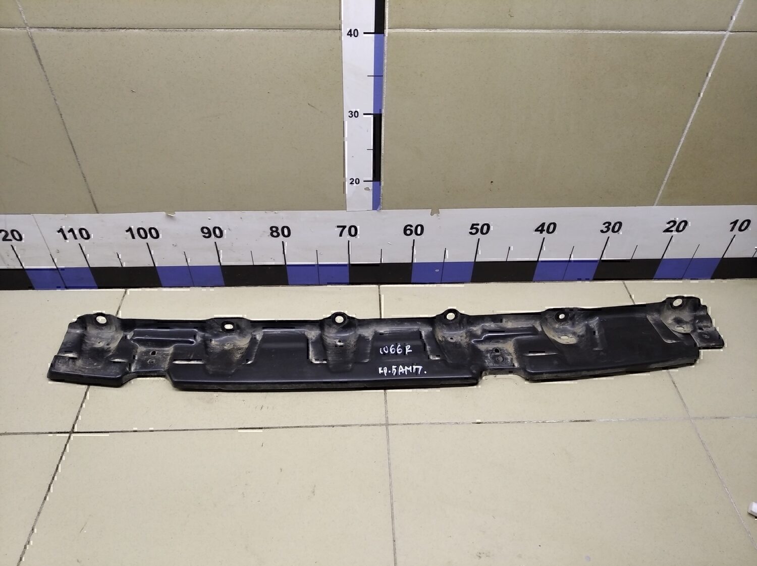 кронштейн заднего бампера TOYOTA Fortuner 2015>