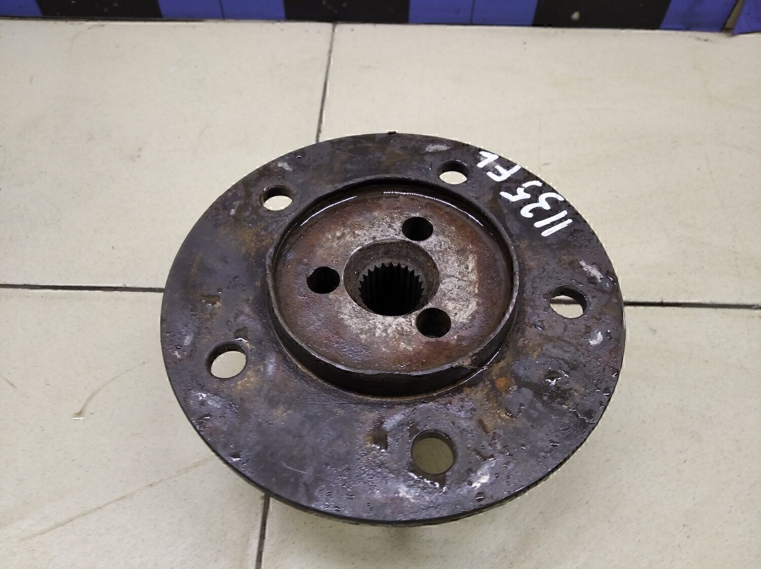 Ступица левая VAZ Chevrolet NIVA