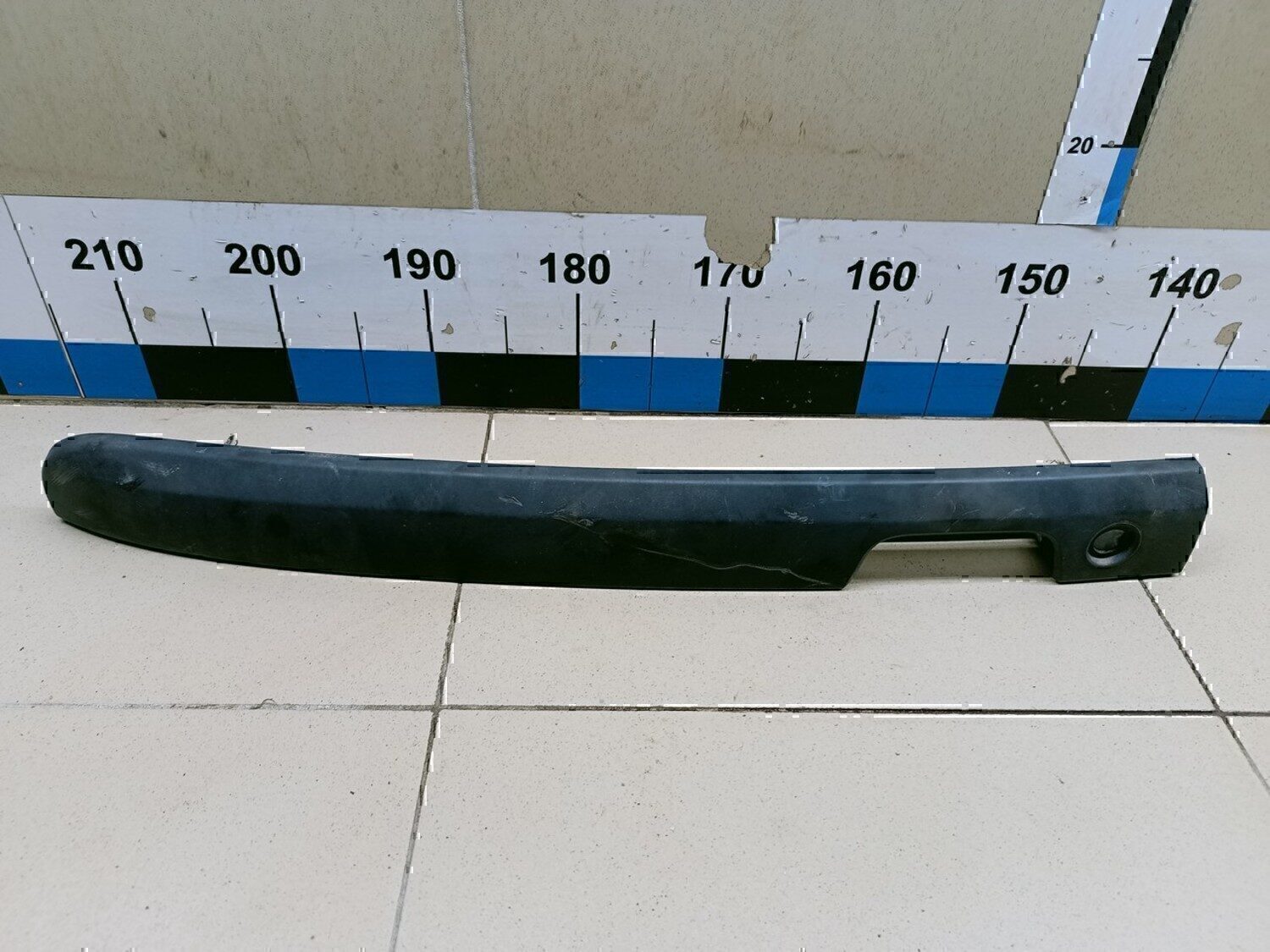 Накладка двери багажника VAZ Lada Largus 2011>