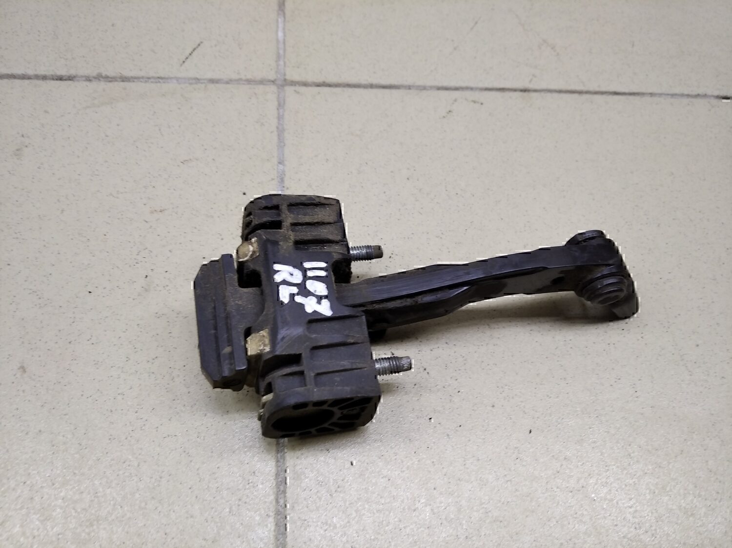 Ограничитель двери Datsun On-Do 2014>