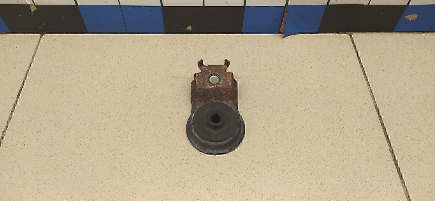 Кронштейн радиатора MITSUBISHI Lancer (CS/Classic) 2003-2006