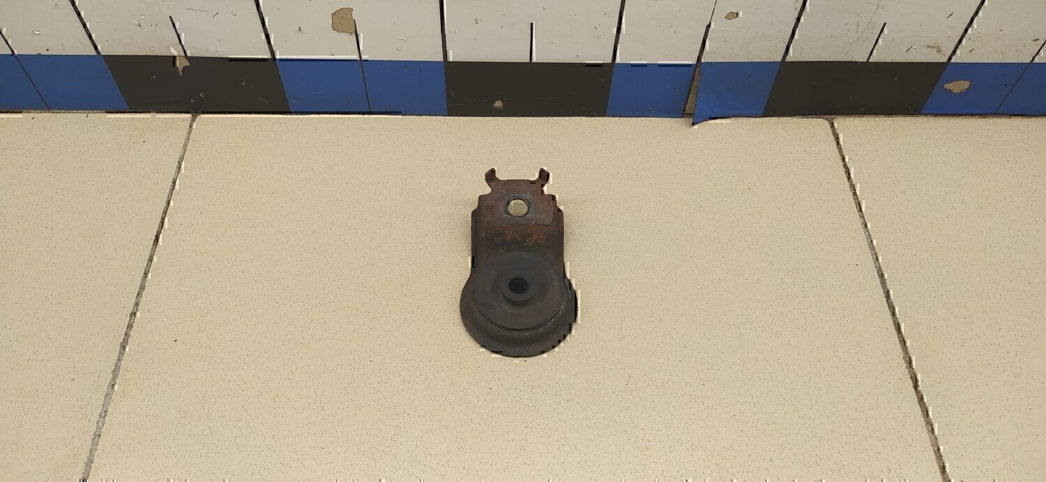 Кронштейн радиатора MITSUBISHI Lancer (CS/Classic) 2003-2006