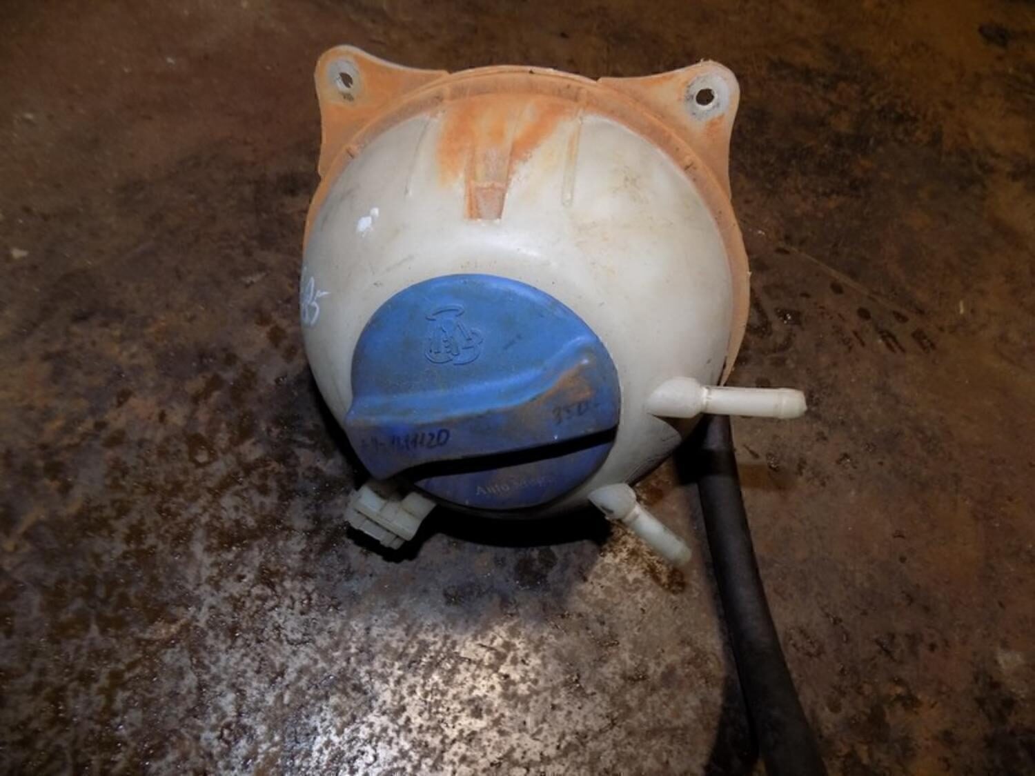 Крышка расширительного бачка Chery Amulet (A15) 2006>