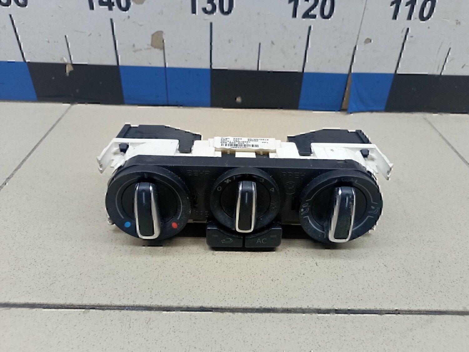 Блок управления отопителем VW Polo (Sed RUS) 2011>