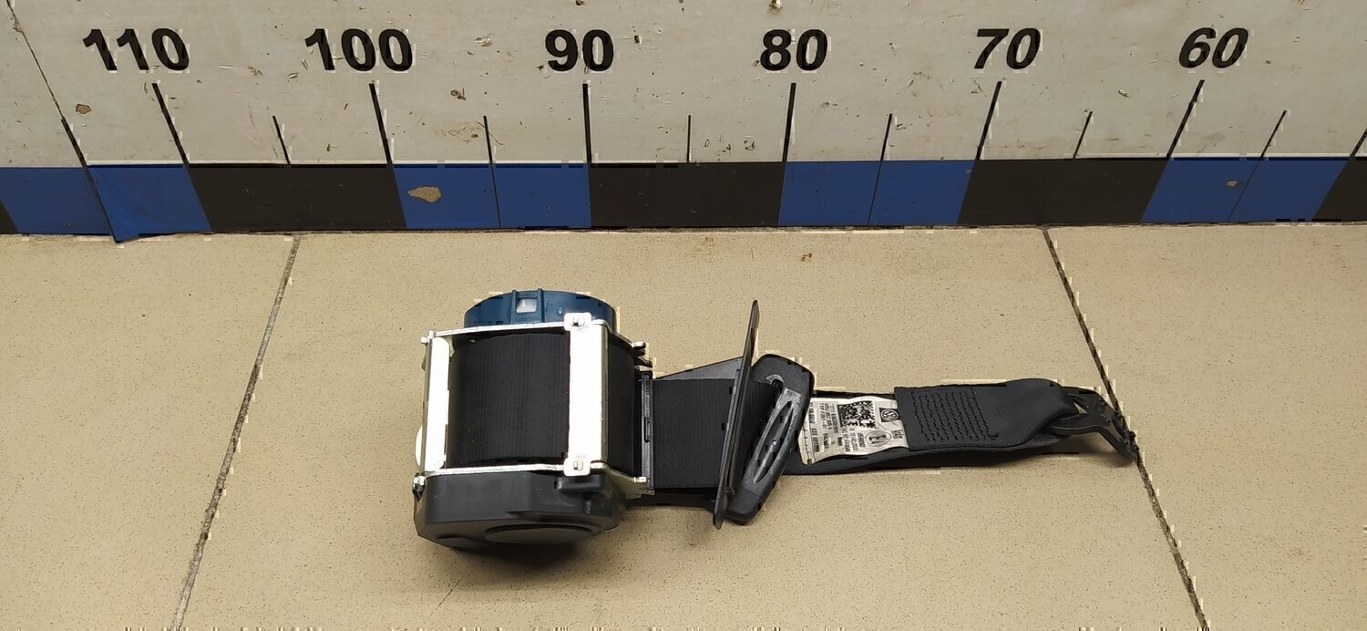 Ремень безопасности VW Polo (Sed RUS) 2011>