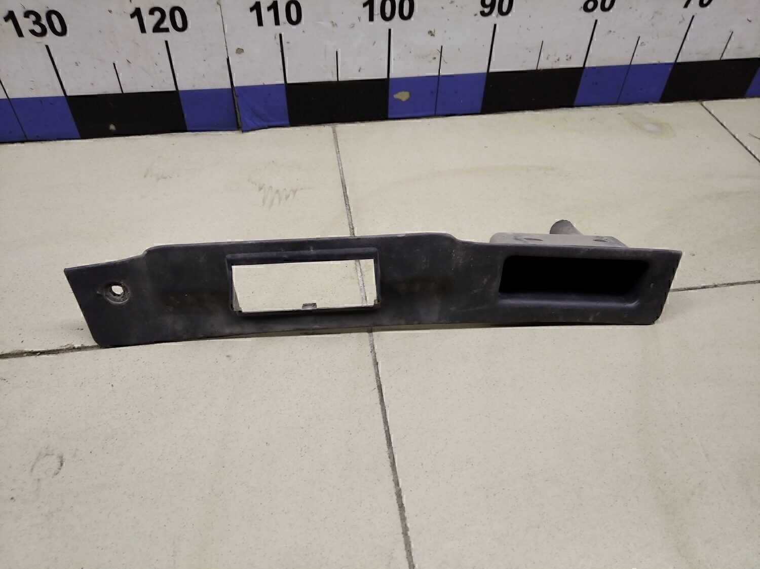 Накладка (кузов внутри) OPEL Astra H / Family 2004-2015