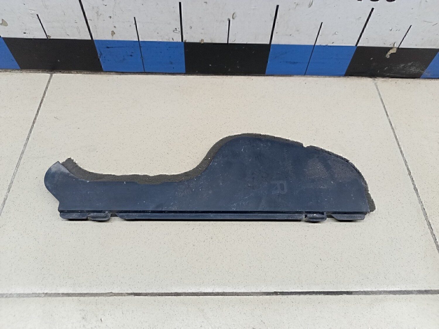 Воздуховод радиатора правый HYUNDAI Sonata V (NF) 2005-2010