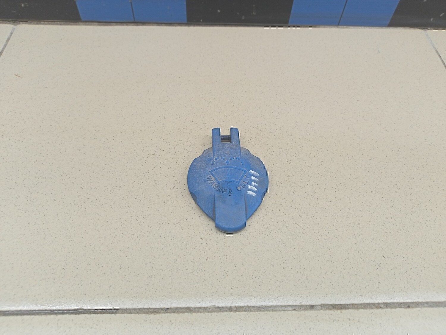 Крышка бачка омывателя HYUNDAI Elantra 2000-2005