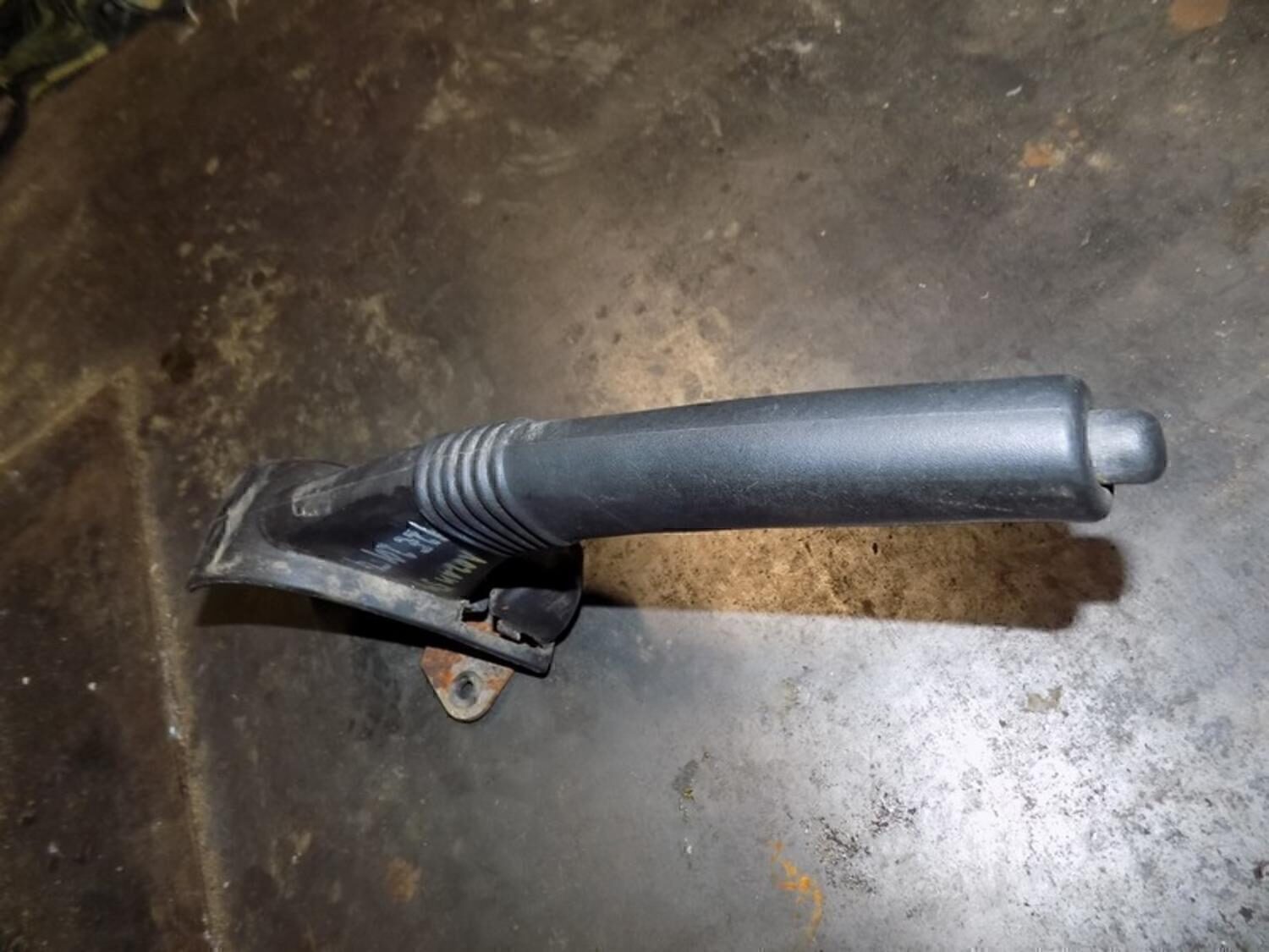 Рычаг стояночного тормоза RENAULT Duster 2012>