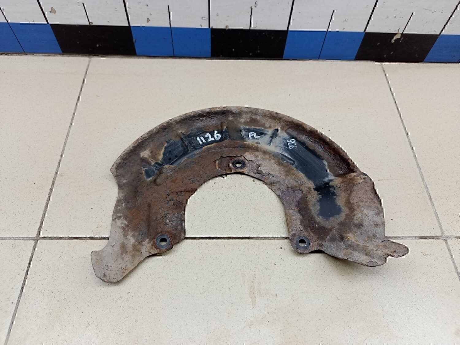 Пыльник тормозного диска Audi Fabia 1999-2006