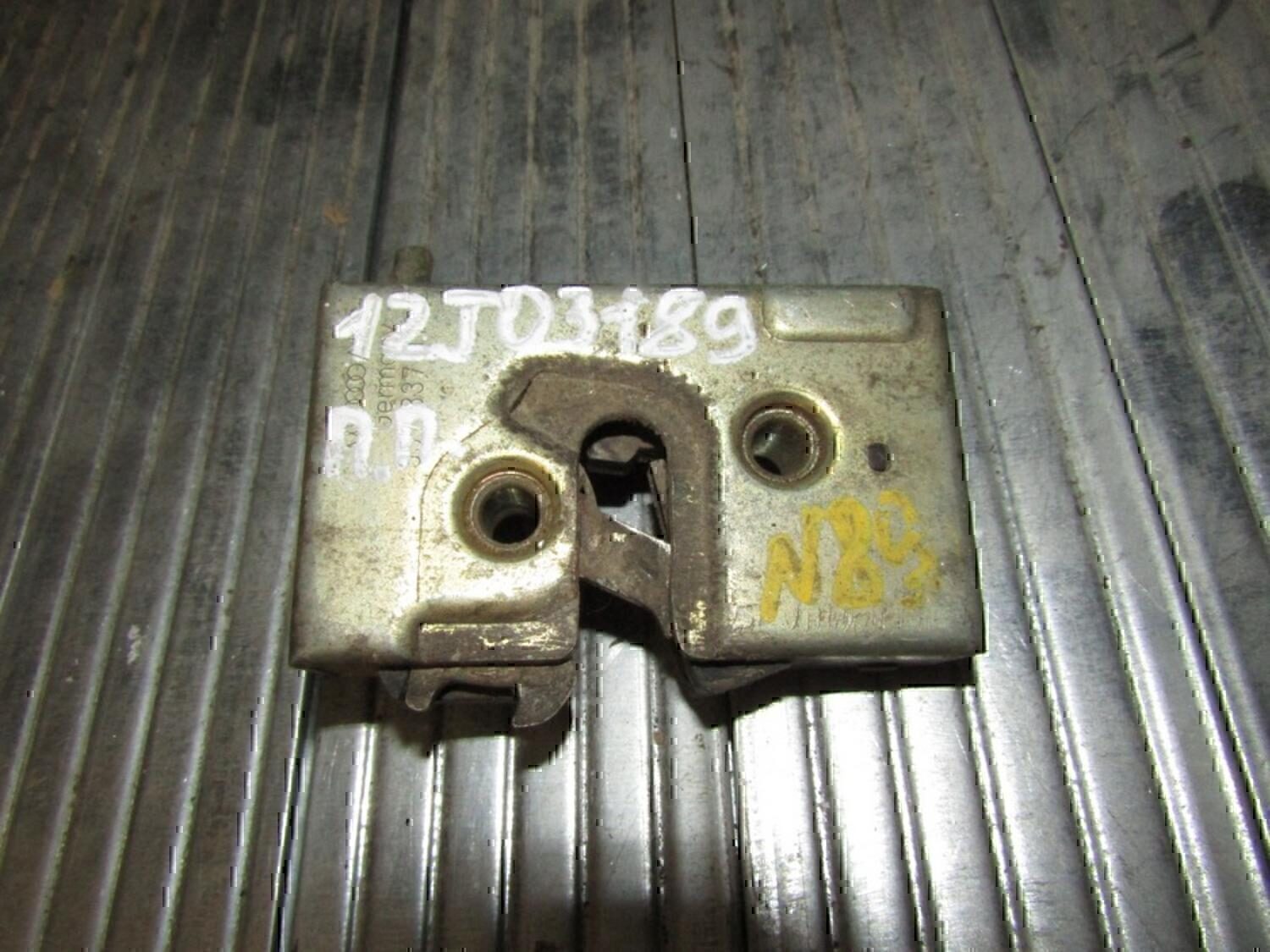 Замок двери передней правой VW Passat [B3] 1988-1993