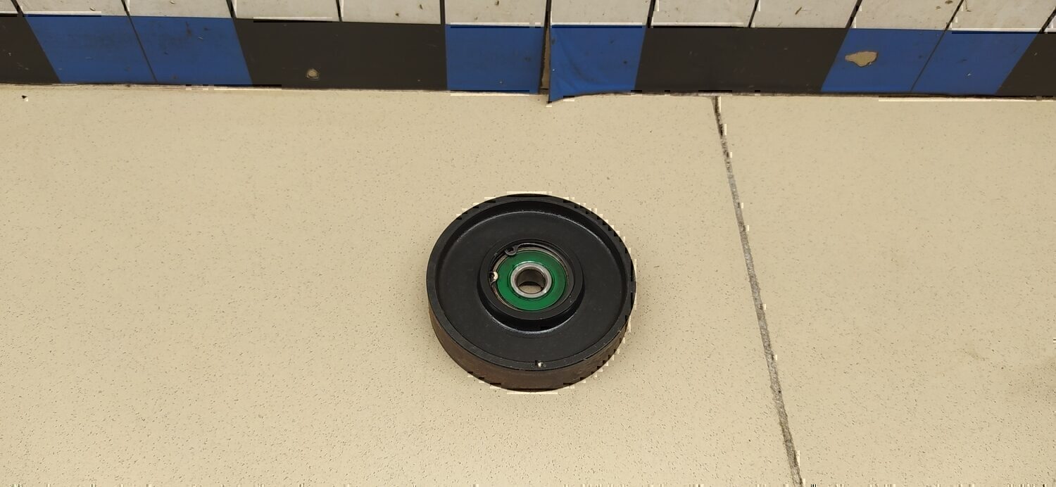 Ролик дополнительный руч. ремня TOYOTA LX 570