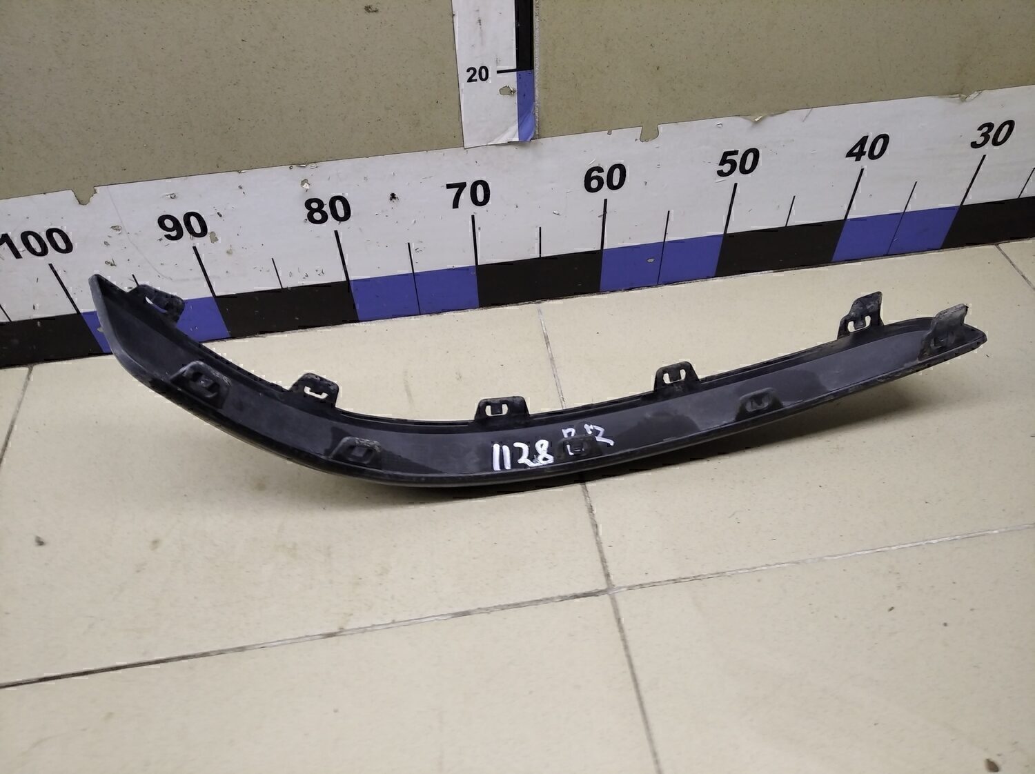 Молдинг заднего бампера правый OPEL Astra H / Family 2004-2015