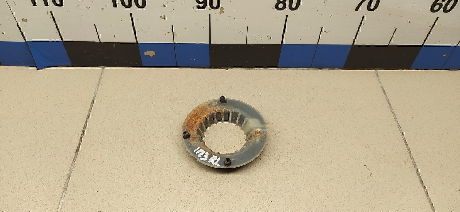 Опора задней пружины нижняя RENAULT Duster 2012>