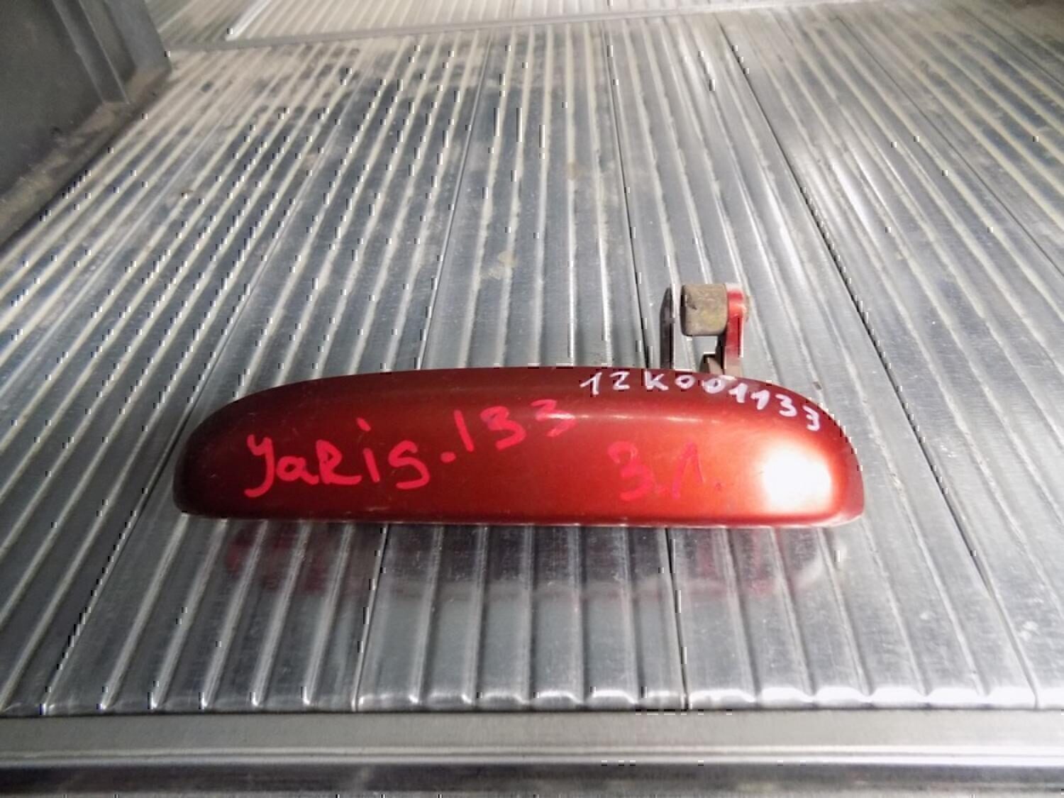 Ручка двери задней наружная левая TOYOTA Yaris Verso 1999-2005