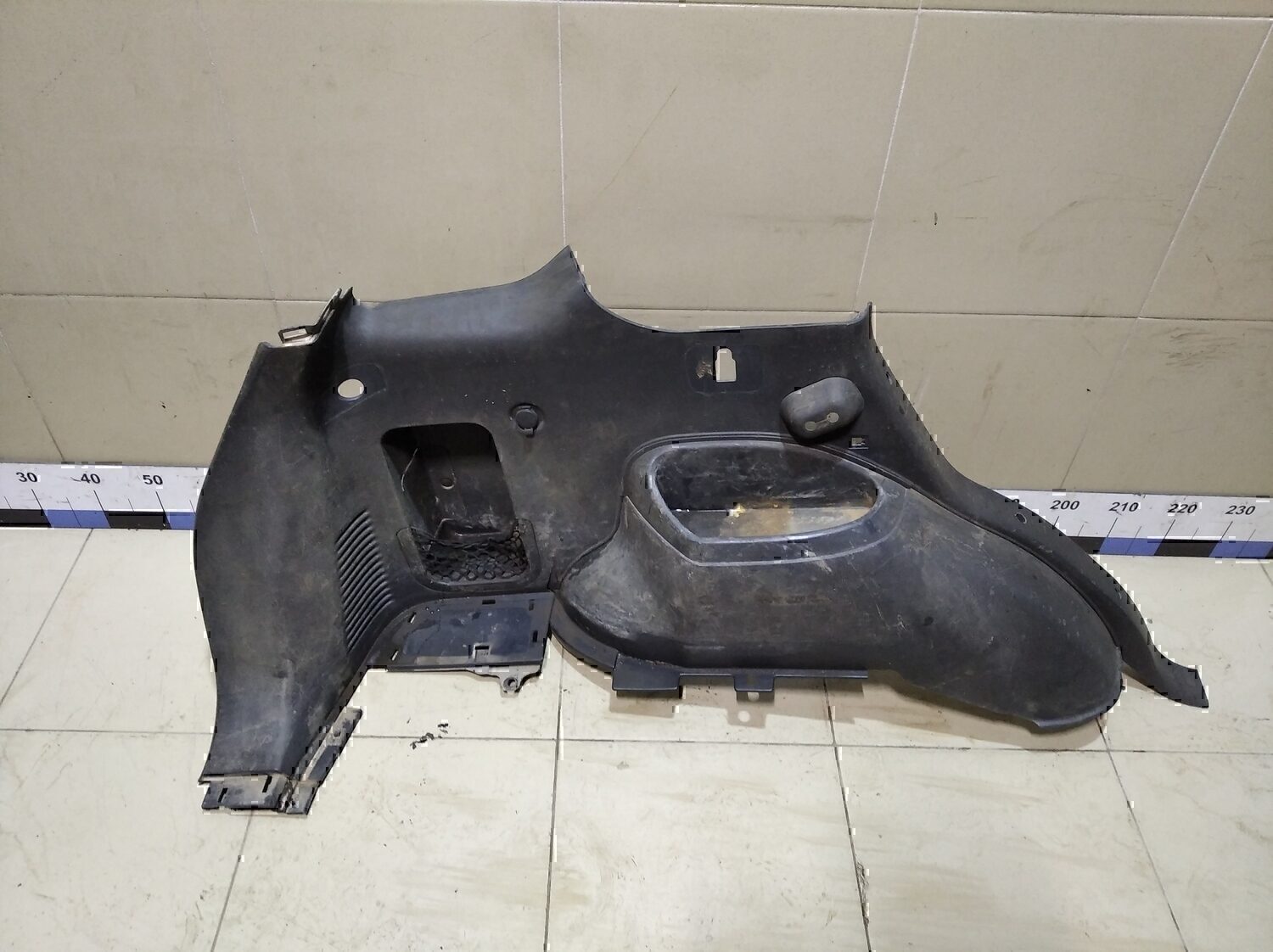 Обшивка багажника KIA Sorento 2003-2009