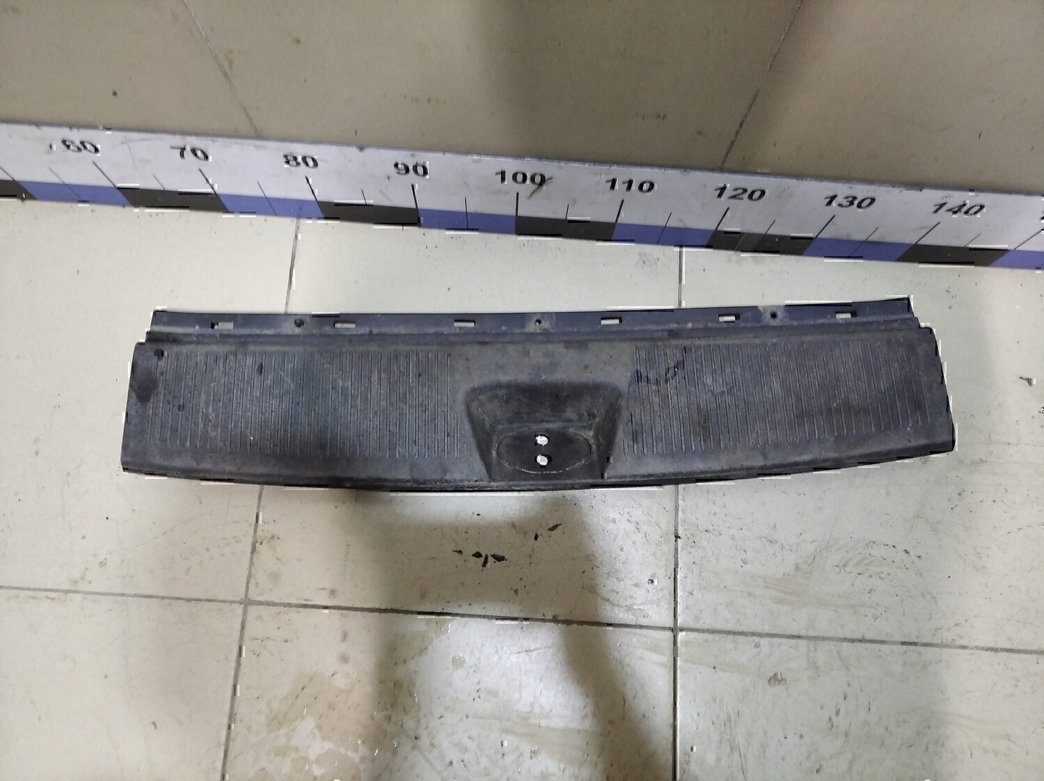 Обшивка багажника KIA Sorento 2003-2009