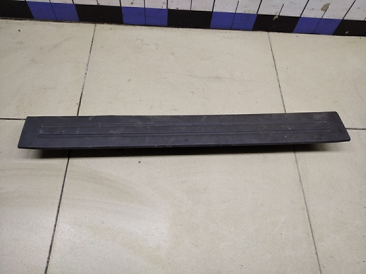 Накладка порога (внутренняя) KIA Sorento 2003-2009