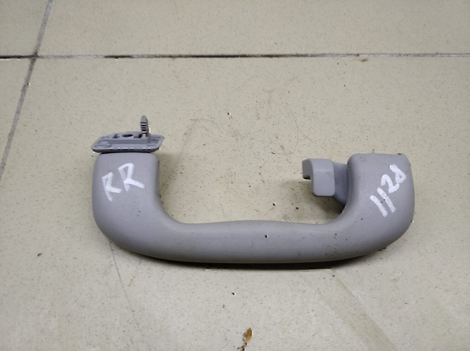 Ручка внутренняя потолочная OPEL Astra H / Family 2004-2015