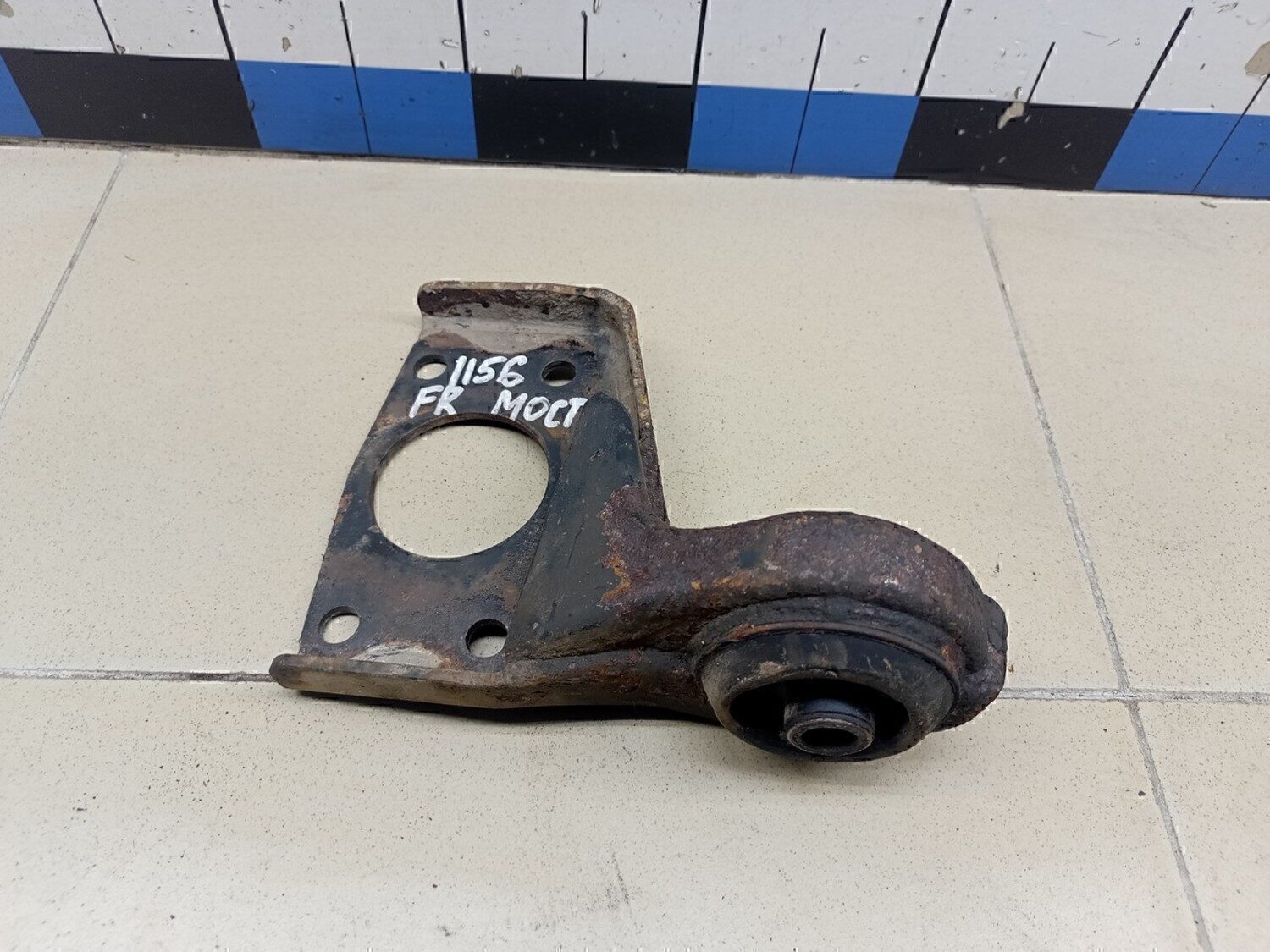 Кронштейн редуктора SSANG YONG Kyron 2005-2015