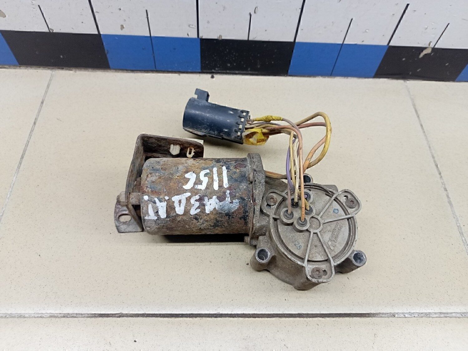 Моторчик блокировки межосевого дифференциала SSANG YONG Musso 1993-2006