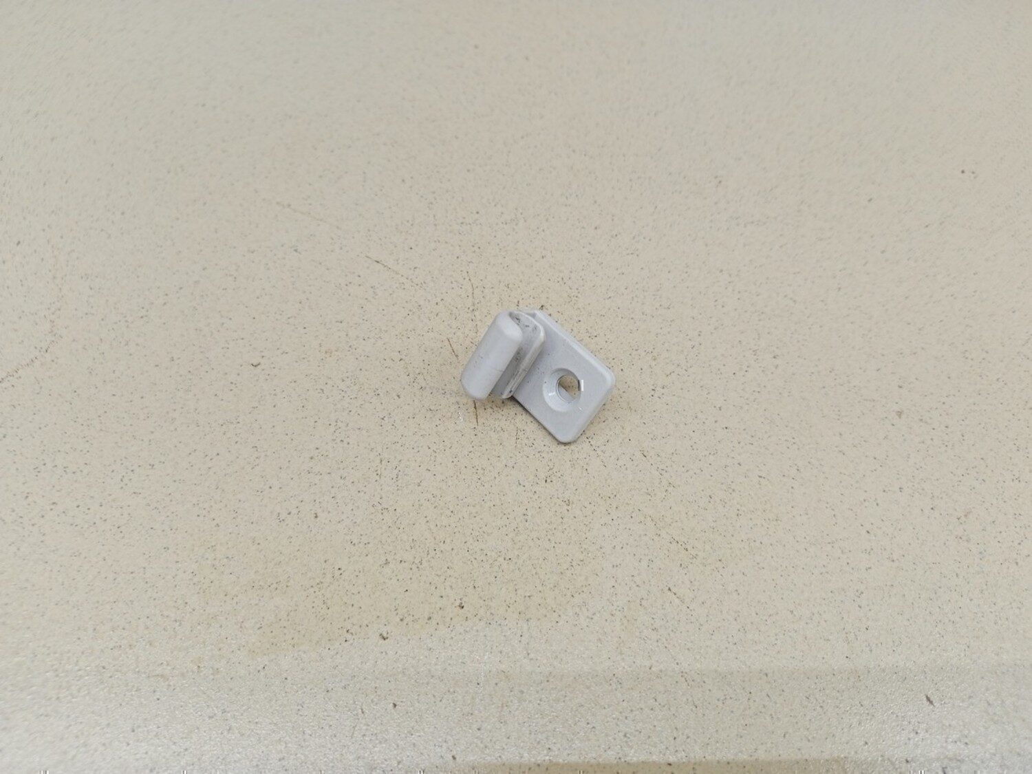 Крючок солнцезащитного козырька Datsun On-Do 2014>