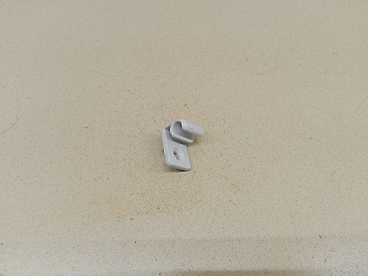 Крючок солнцезащитного козырька Datsun On-Do 2014>