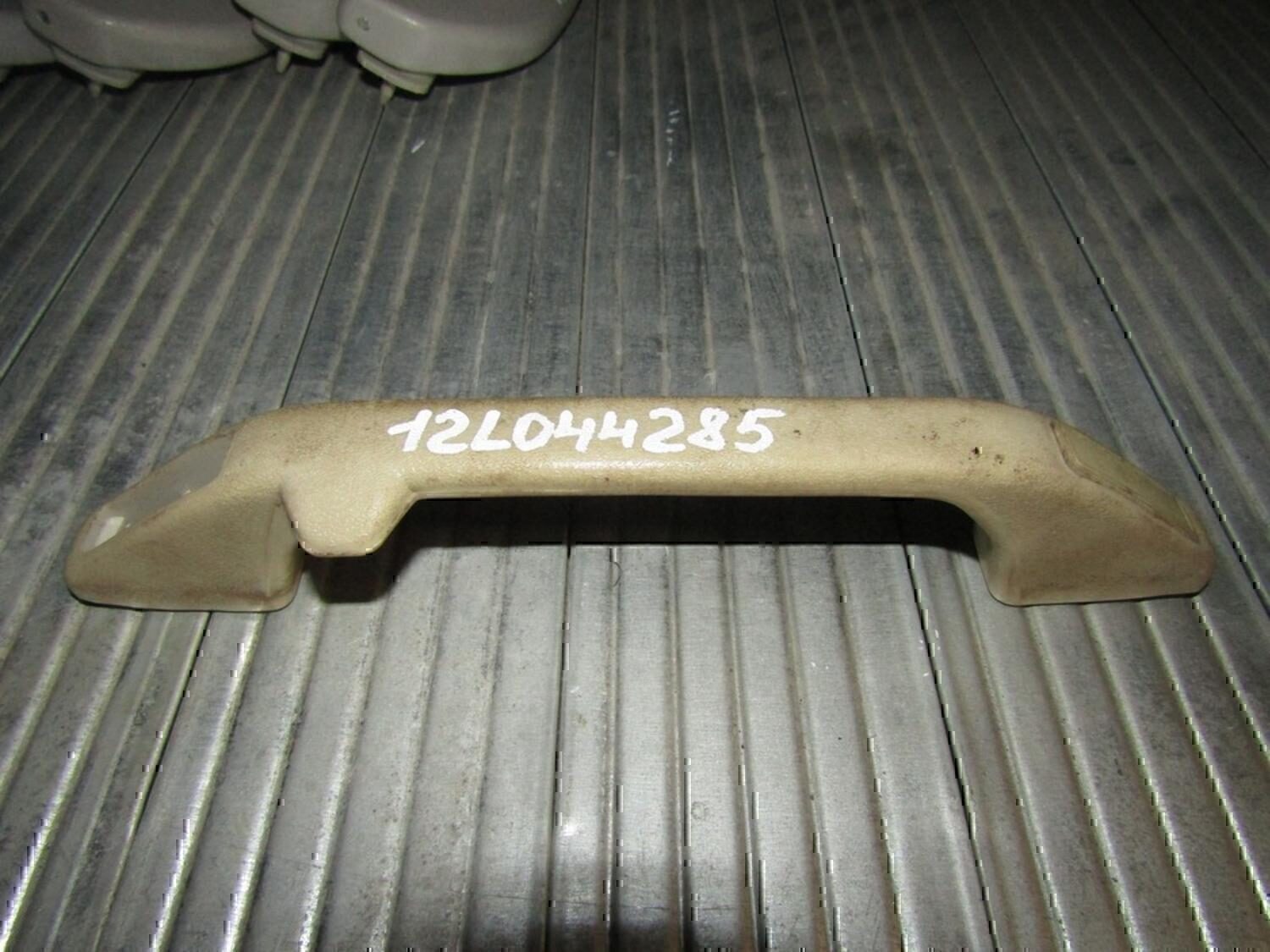 Ручка внутренняя потолочная Chery Amulet (A15) 2006>