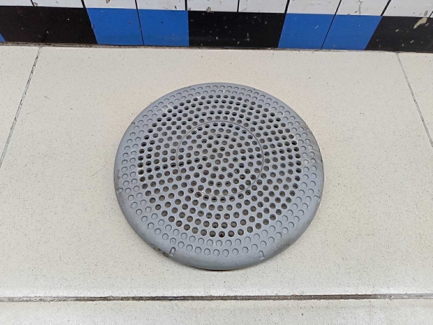 Решетка динамика RENAULT Logan 2005-2014