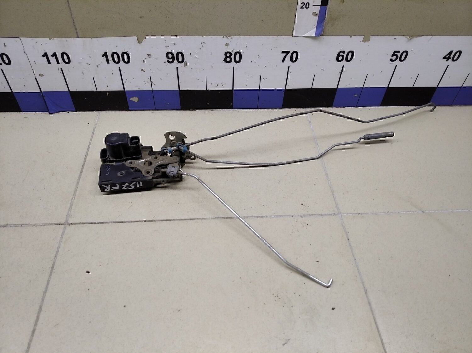 Замок двери передней правой Chevrolet Aveo (T200) 2003-2008