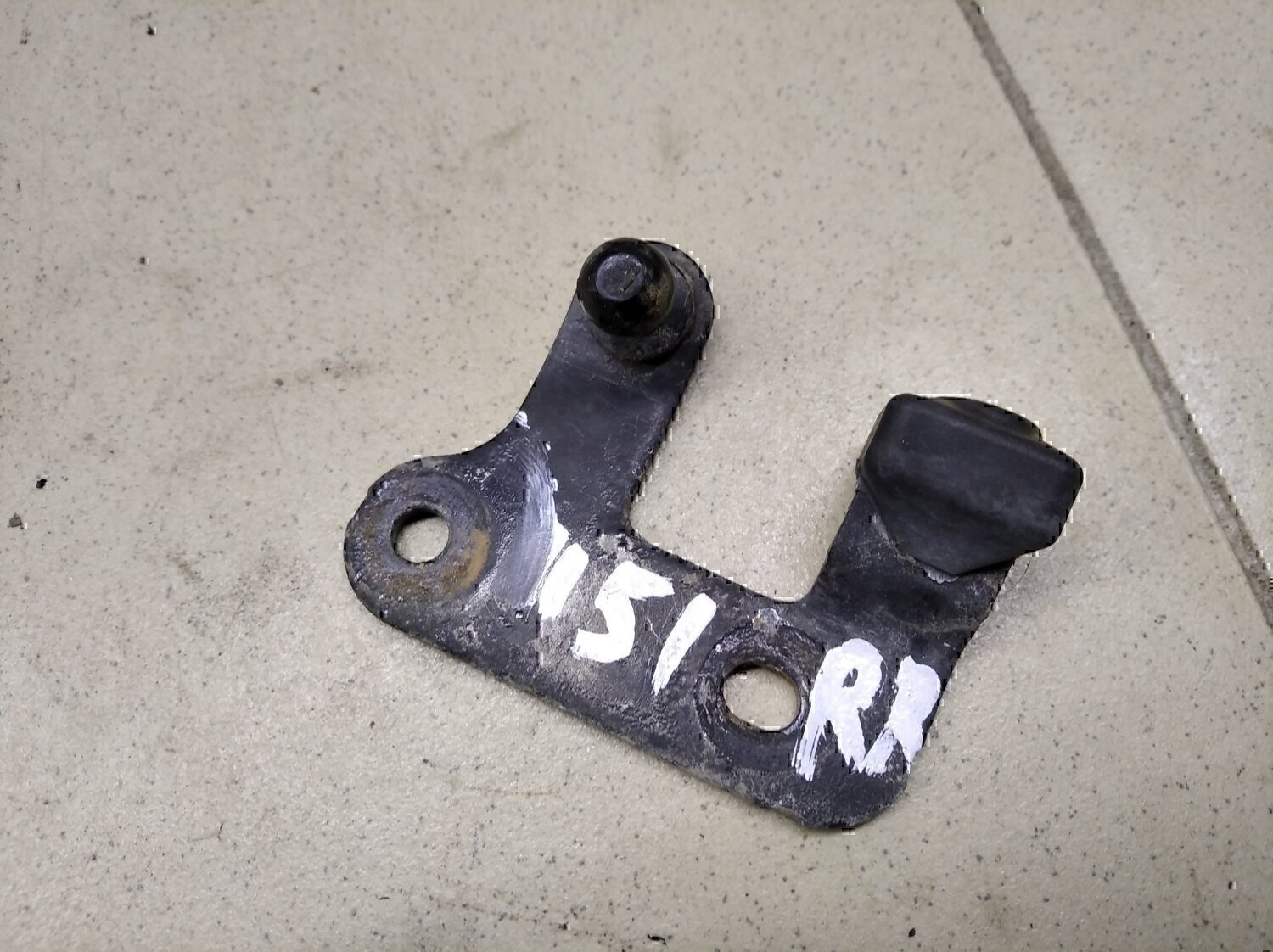 Кронштейн (сопут. товар) BMW 3-серия E90/E91 2005>