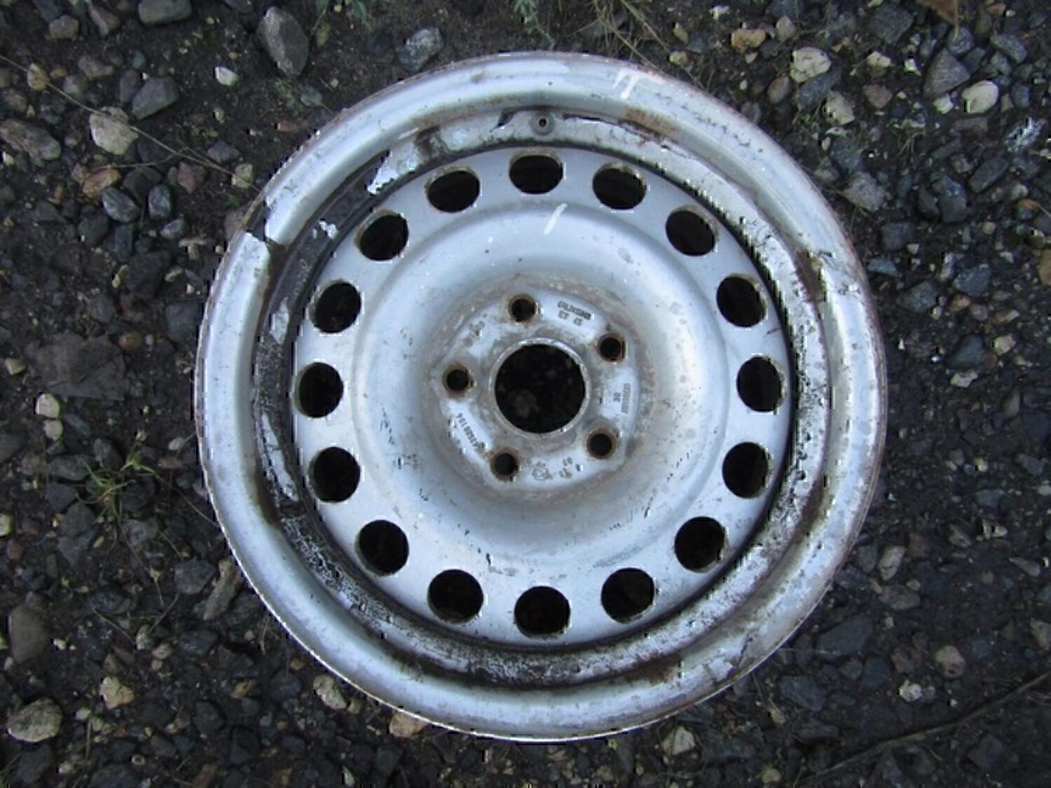 R15