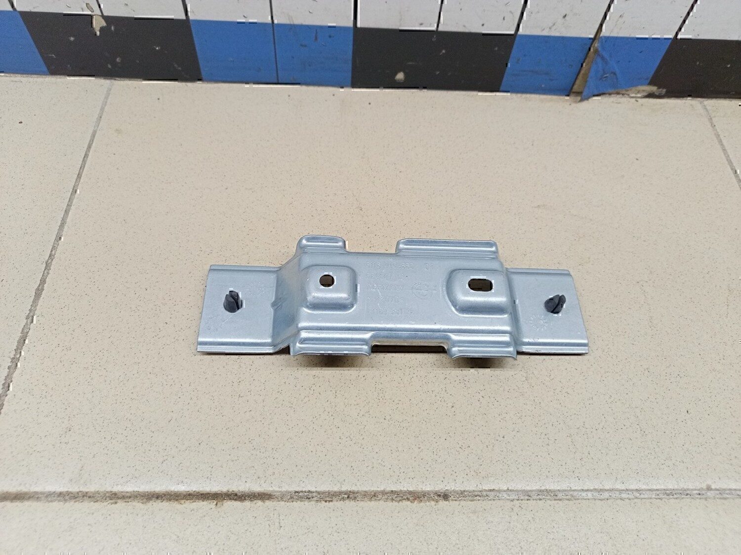 Кронштейн (сопут. товар) BMW 3-серия E90/E91 2005>