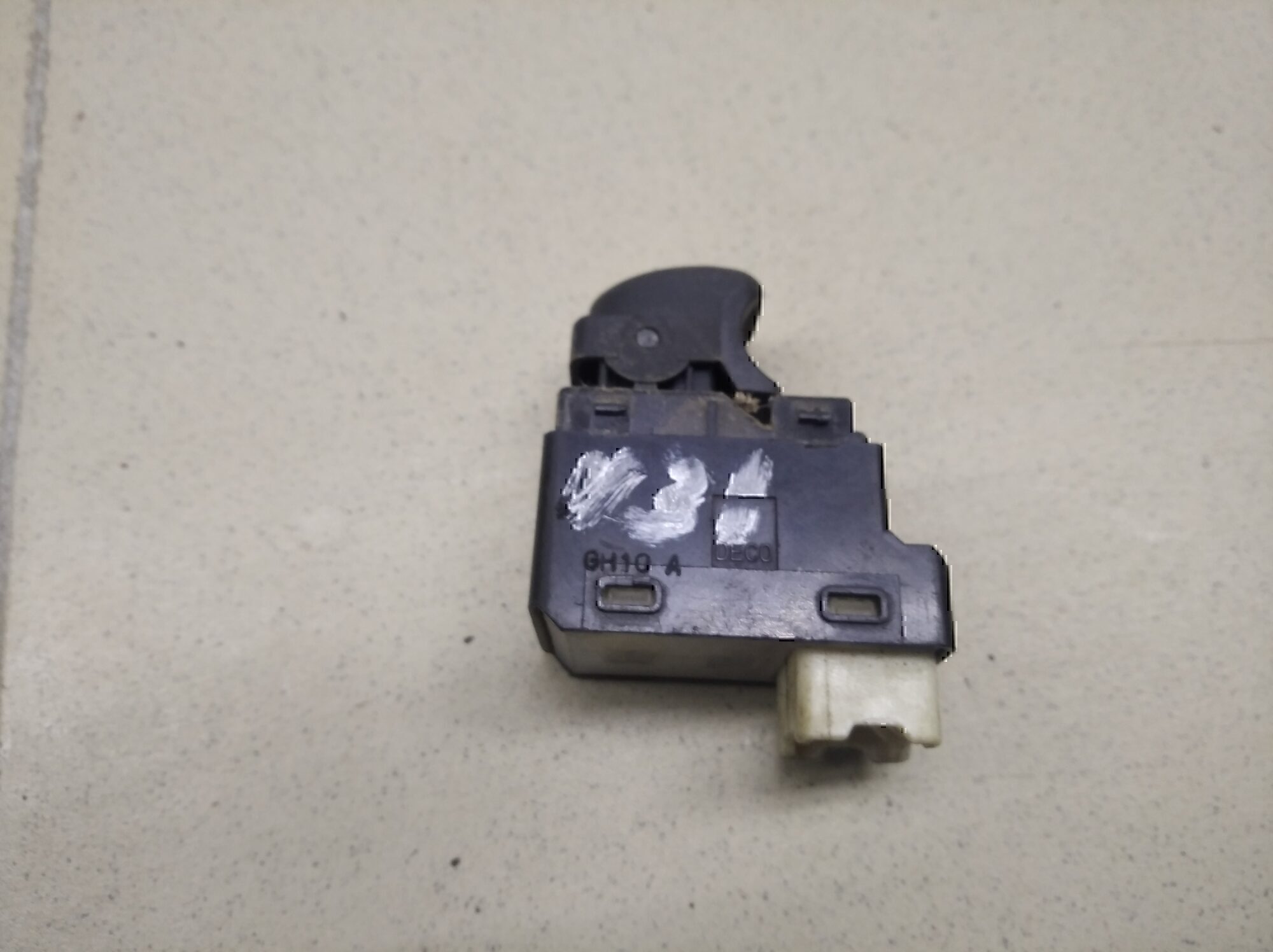 Кнопка стеклоподъемника PEUGEOT 206 1998-2012